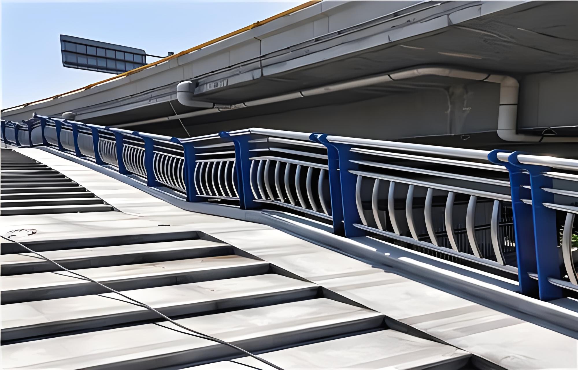 天门不锈钢桥梁护栏维护方案：确保安全，延长使用寿命